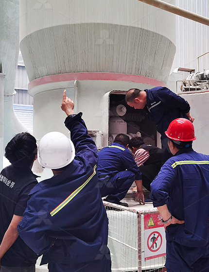 發(fā)貨后，黎明重工派遣專業(yè)技術(shù)人員親赴現(xiàn)場，進(jìn)行售后的安裝、調(diào)試、投產(chǎn)等一系列工作，目前該項目運行情況良好，生產(chǎn)效率大大提高，電能消耗有效降低，當(dāng)?shù)丨h(huán)境明顯改善，實現(xiàn)了